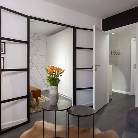 Apartament Metro Ksiecia Janusza * Warsaw