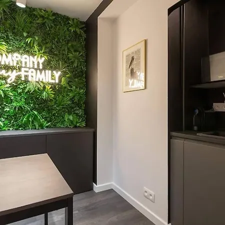 Appartamento Apartament Metro Ksiecia Janusza